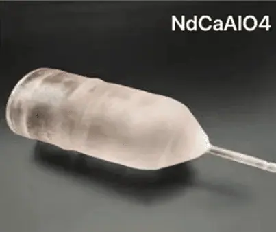 ركيزة NdCaAlO4