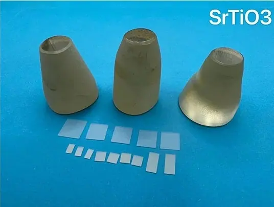 Sustrato de SrTiO3