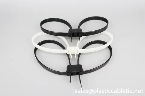 12*700mm white and black strong double loop Unbreakable soft plastic cable tie one time police handcuffs view 5