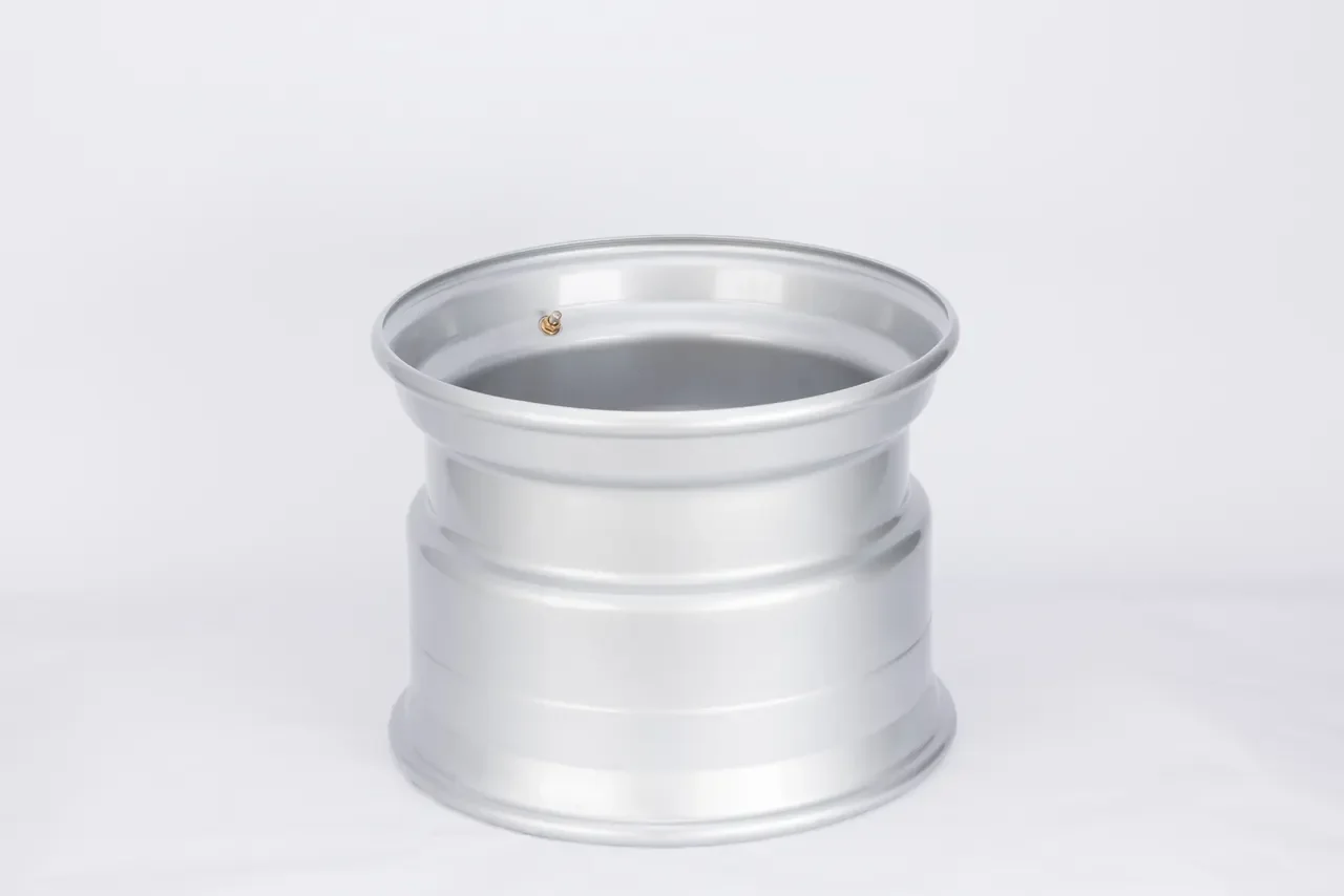 19.50×14.00 truck wheel view 4