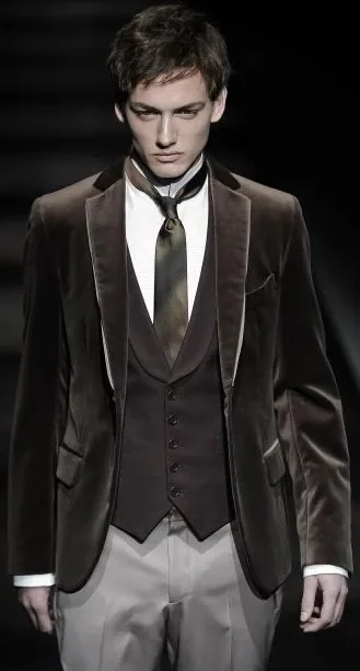 S03 - classics 1 button style by Right Luck