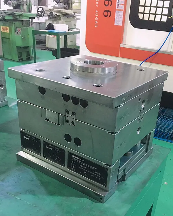 صورة لتجويف قالب فولاذي من صفحة Tooling